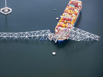 Puente en Baltimore: Biden ordena reconstruir el puente "tan pronto como sea posible"