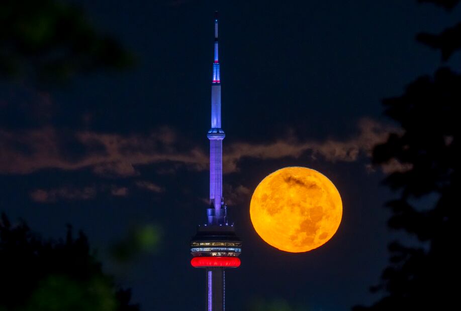Superluna Azul/ AP