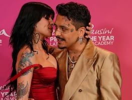 Cazzu borra fotos con Christian Nodal en redes sociales y fans la felicitan: “Eres de admirar”