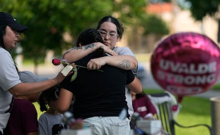 Uvalde sigue clamando: ¿Por qué la policía tardó 77 minutos en entrar a la escuela?