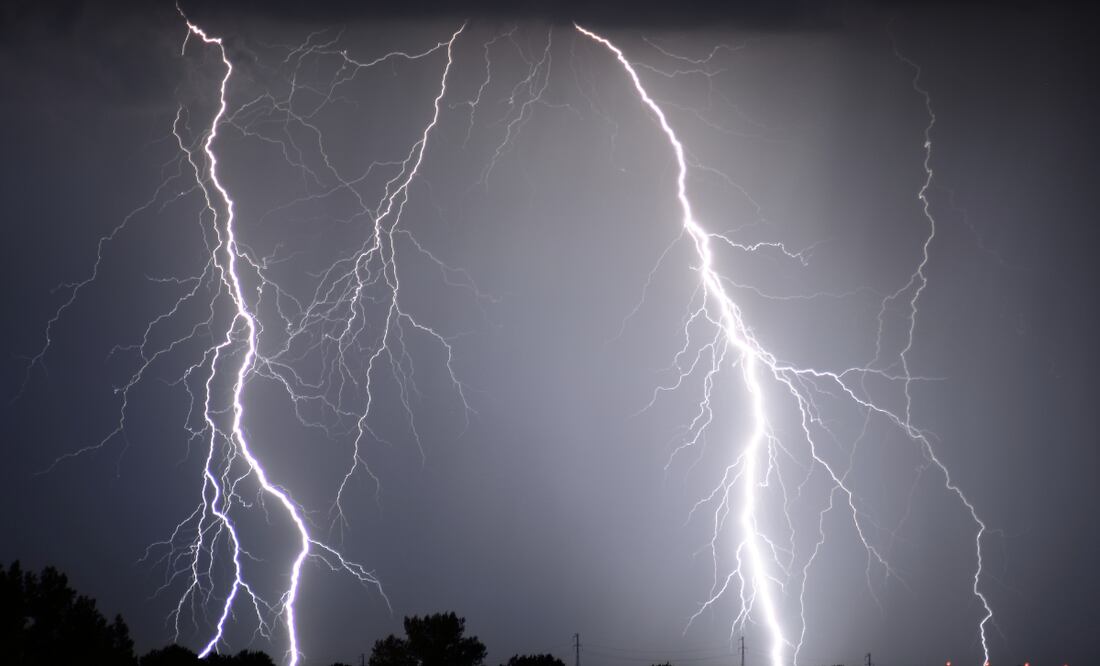 Alerta en CDMX y Edomex: Lluvias, vientos fuertes y tormentas eléctricas este viernes. Foto Canva