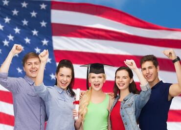 Lanzan beca de 11 mil dólares para extranjeros en universidad de Kentucky