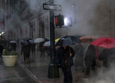 Tormenta primaveral ocasionó fuertes nevadas, lluvias y vientos en Nueva York y el este de EU