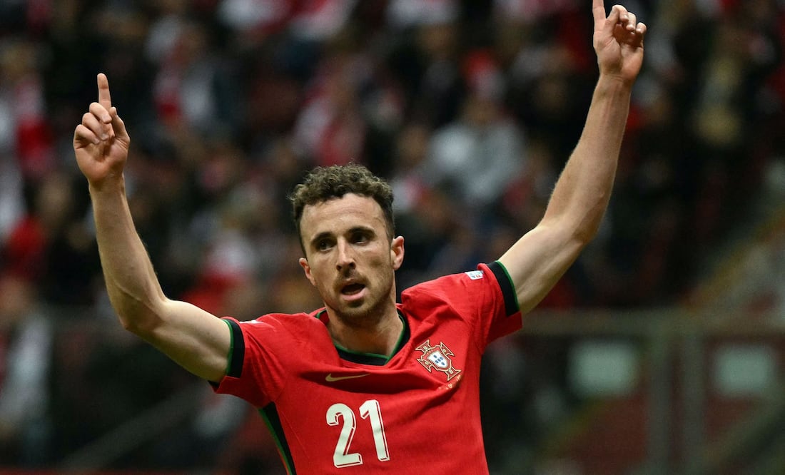 Diogo Jota, el pequeño gigante que cumplió su sueño en la Premier League y su triste despedida (Photo by Sergei GAPON / AFP)