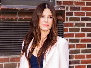 A los 57 años, Sandra Bullock conquista Nueva York con crop top