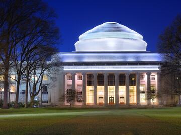 MIT encabeza la lista de las 'Mejores Universidades del Mundo'; Harvard avanza