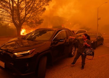 Los Ángeles encara panorama desolador por los devastadores incendios