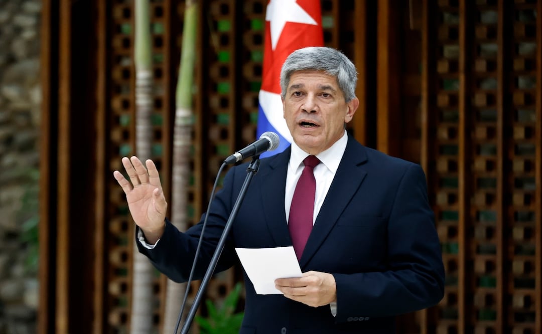 Cuba considera poco "realistas" amenazas de Trump de deportaciones masivas desde EU. Foto: EFE