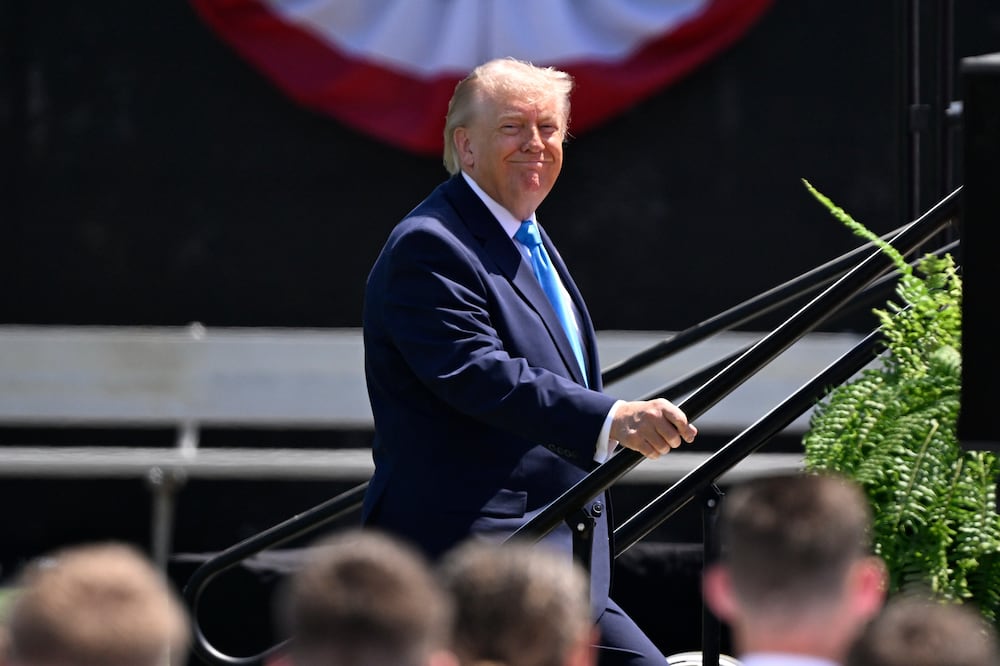 Trump celebra imputación contra Raúl Castro en Estados Unidos: "es un gran día", dice. (AP Photo/Jessica Hill)