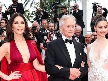 Hija de Catherine Zeta Jones y el irreal vestido transparente con el que sorprendió en Cannes