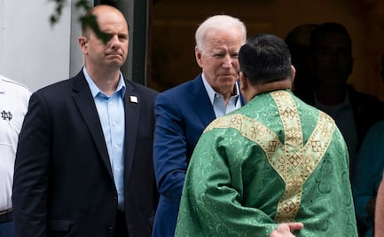 Obispos católicos buscan negar la comunión a Joe Biden por su respaldo al aborto