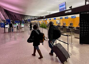 EU evita dar una fecha para la reapertura del país a europeos vacunados