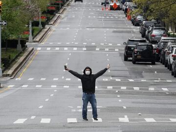 Nueva York peatonalizará entre 65 y 160 km de calles para distancia social