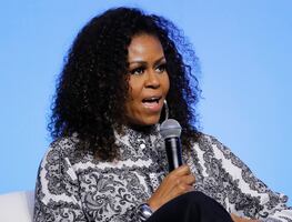 'Fue aterrador', Michelle Obama narra acto racista que vivió su hermano