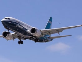 Boeing 747 de carga aterriza de emergencia en Miami por problema en motor. VIDEO