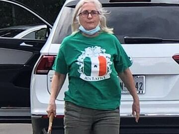 'Fuera, mexicanos'; mujer toma martillo y lanza ataque racista en Texas