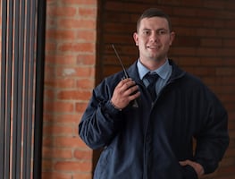 Embajada de EU busca personal de seguridad para trabajo en Michoacán; pagan $540,00 al año