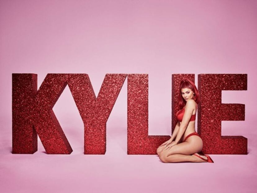 Kylie Jenner posa en lencería para su nueva campaña