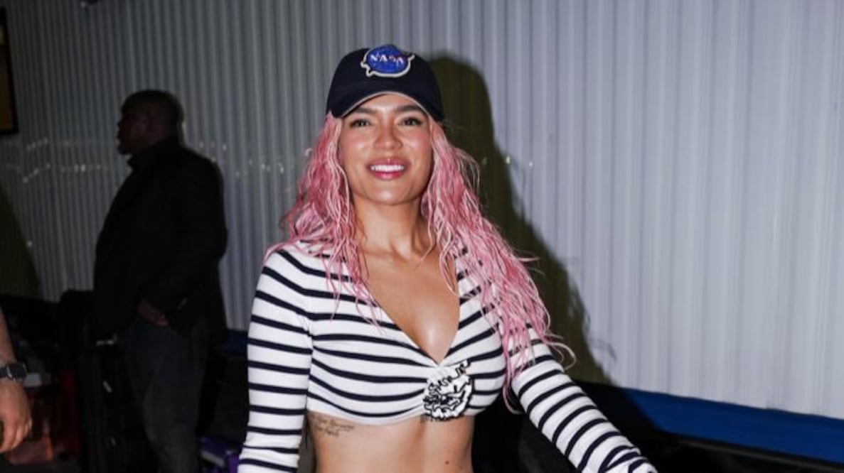 La cantante Karol G deslumbra con su belleza. Foto: Grosby Grouñ