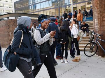 Impondrán multas a escuelas de Nueva York que impidan el acceso a niños migrantes