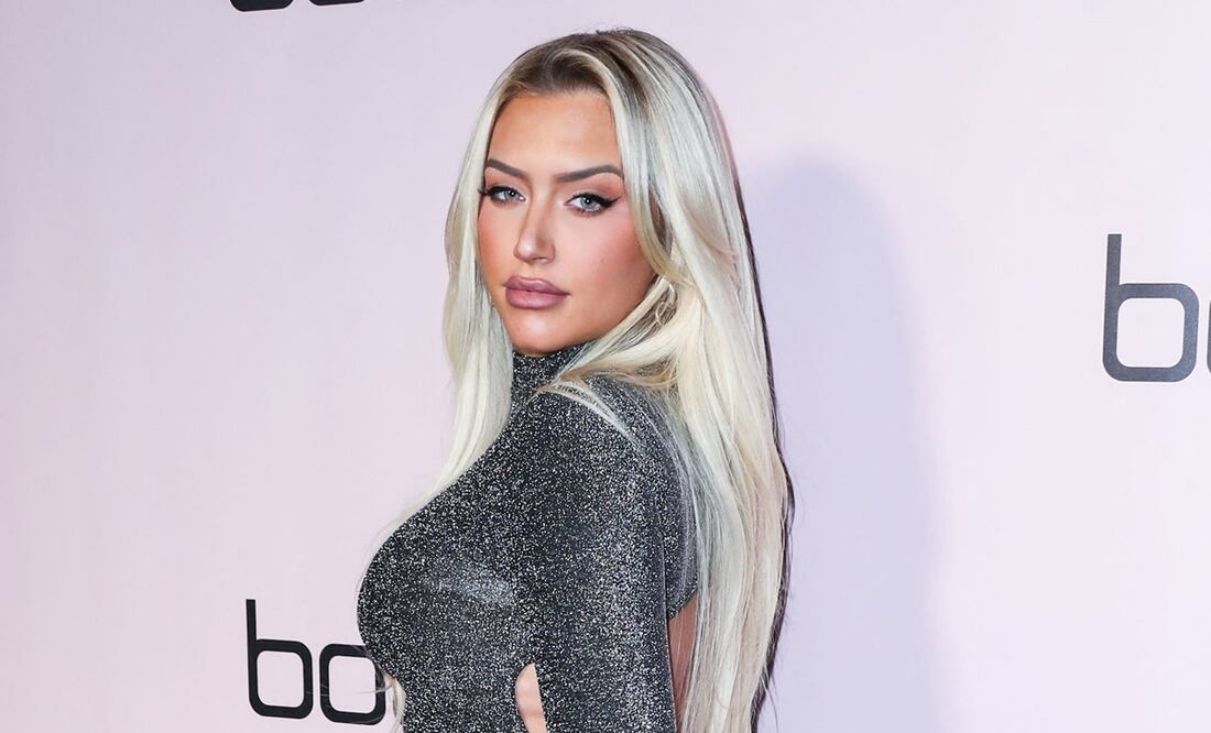 Anastasia Karanikolaou rodó una sesión fotográfica en traje de baño. Foto: AFP vía Grosby.