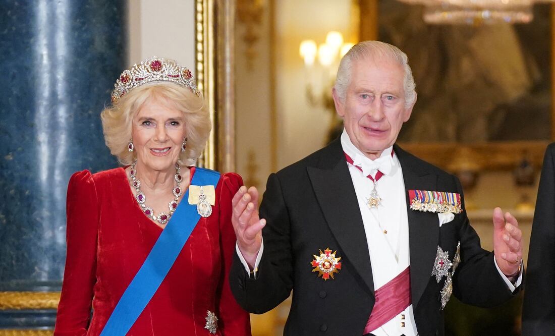 "Escándalo real: Patrimonio del rey británico crece gracias a activos de fallecidos sin testamento, denuncia investigación". (Photo by Yui Mok / POOL / AFP)