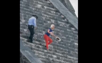 Viral. Turista sube al Castillo de Chichén Itzá sin permiso y pobladores reaccionan