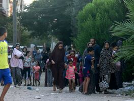 Suman casi un millón de desplazados en una semana de guerra en Gaza, dice la ONU