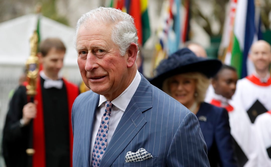 Carlos III y la reina consorte llegaron esta mañana a la abadía para los últimos ensayos de la ceremonia de coronación. Foto: Foto AP/Kirsty Wigglesworth, archivo