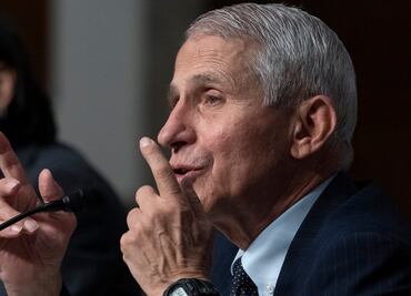 Fauci niega ser responsable de pandemia tras acusaciones de senador de EU