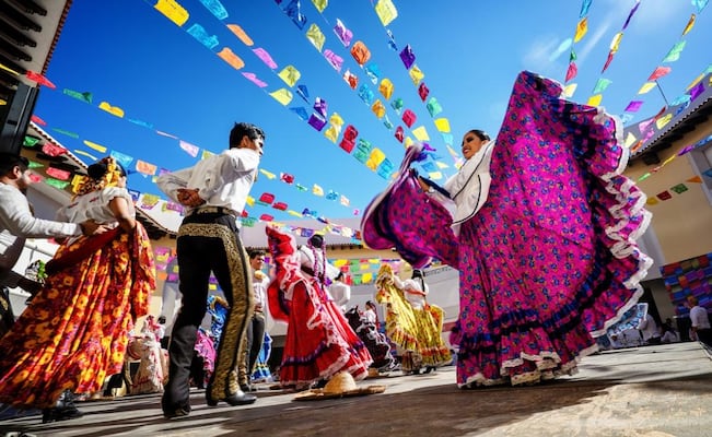 ¿Por qué se celebra el Mes de la Herencia Hispana en Estados Unidos? ¿Cuándo es?