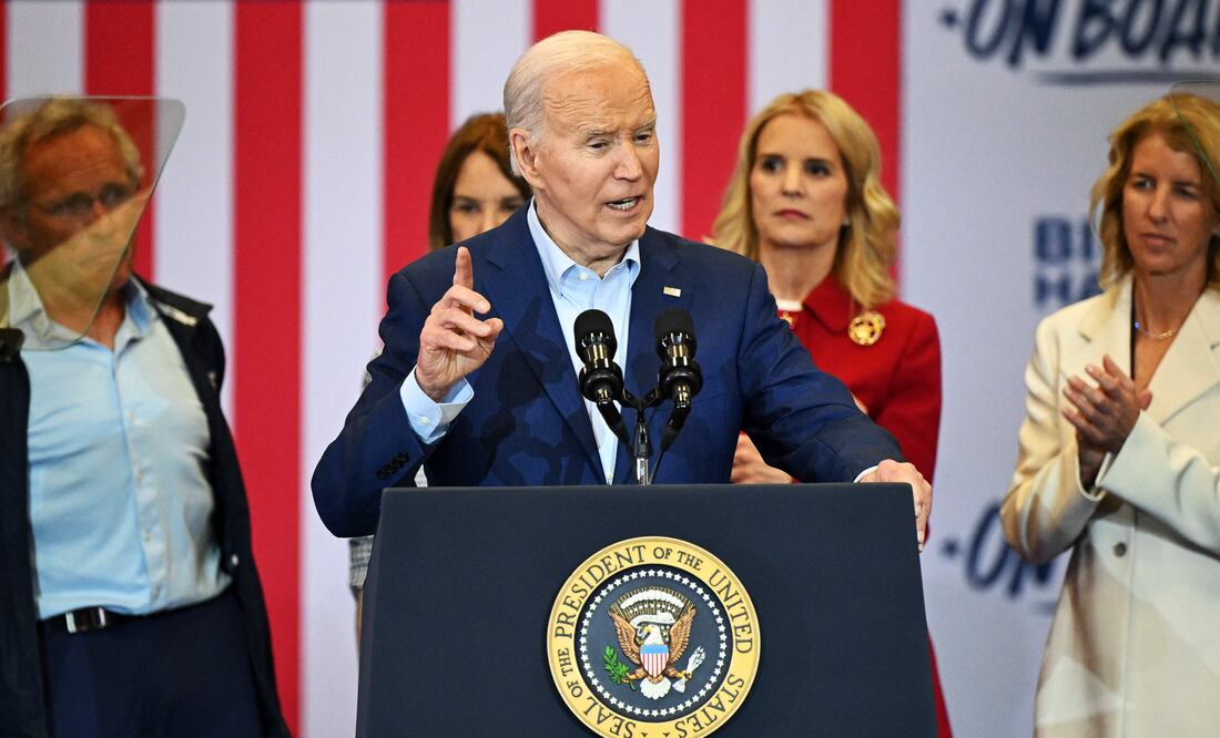 Biden arremete contra Trump por "usar el lenguaje de Hitler en vez del de Estados Unidos"  (Getty Images via AFP)