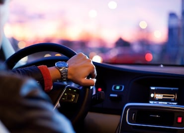 Uber y Lyft detienen servicio de viajes compartidos por coronavirus