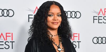 Rihanna conquista con sesión en lencería por el Día de San Valentín