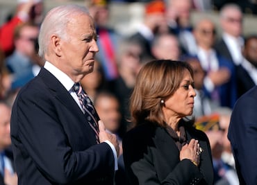 Biden y Harris se muestran juntos por primera vez tras la derrota electoral de ella