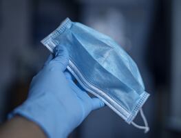 ¿Qué cubrebocas son más y menos efectivos, según investigadores?