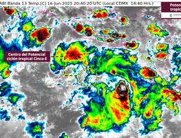 Ciclón Cinco-E se fortalece: lluvias torrenciales y vientos azotarán a México en próximas horas