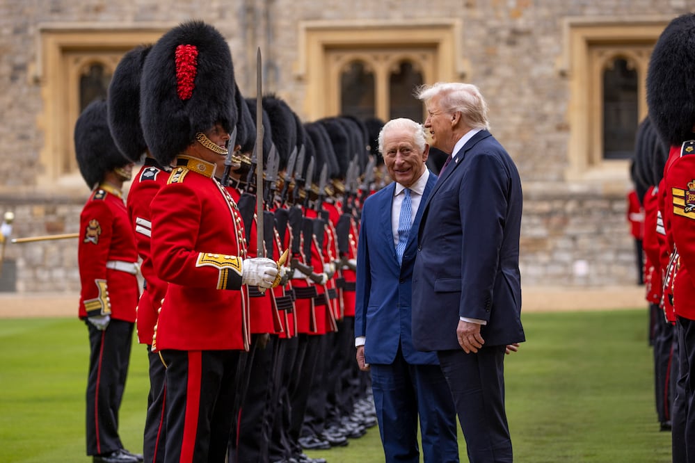 Trump deslumbrado en Reino Unido: procesión de caballos, guardia de honor y cena de Estado en Windsor (Reino Unido) EFE/EPA/SGT ROB KANE/RAF/ BRITISH MINISTRY OF DEFENCE