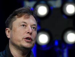 Elon Musk vende $5 mil millones de dólares en acciones de Tesla