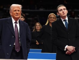 Donald Trump confiesa que no le gusta tomarse fotos con su hijo Barron. ¿Por qué?