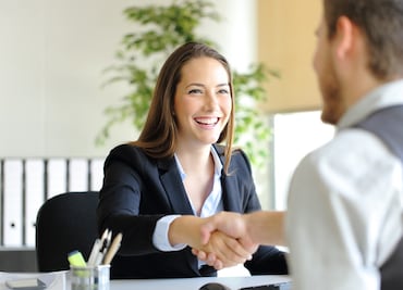 Los 3 consejos de LinkedIn para negociar un buen salario laboral