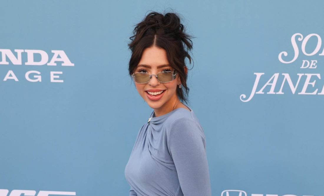 Ovacionan a Ángela Aguilar en Billboard tras decir que “este año casi me rompe”. Foto: AFP