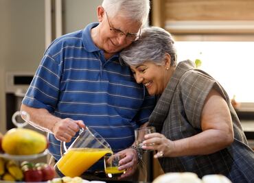 ¿Qué jugo ayuda a bajar el ácido úrico? Esto dicen los expertos