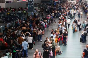Caos en el AICM: casi 20 mil pasajeros varados y pronostican más afectaciones en próximos días