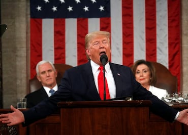 Trump sale airoso del "impeachment" al ser absuelto por el Senado