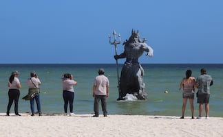 ¡Ganó Chaac! Profepa clausura estatua de Poseidón en Yucatán por esta razón