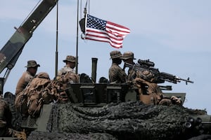 Estados Unidos despliega tropas y portaaviones ante posible guerra con Irán: ¿está cerca el conflicto?