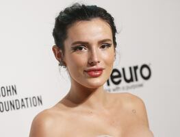 Bella Thorne 'enciende' Miami con diminuto bikini blanco