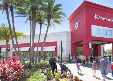 Los mejores malls para comprar cerca de los parques temáticos de Florida