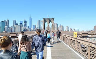 ¿Quieres vivir en EU? Por estas razones pueden negarte la Green Card